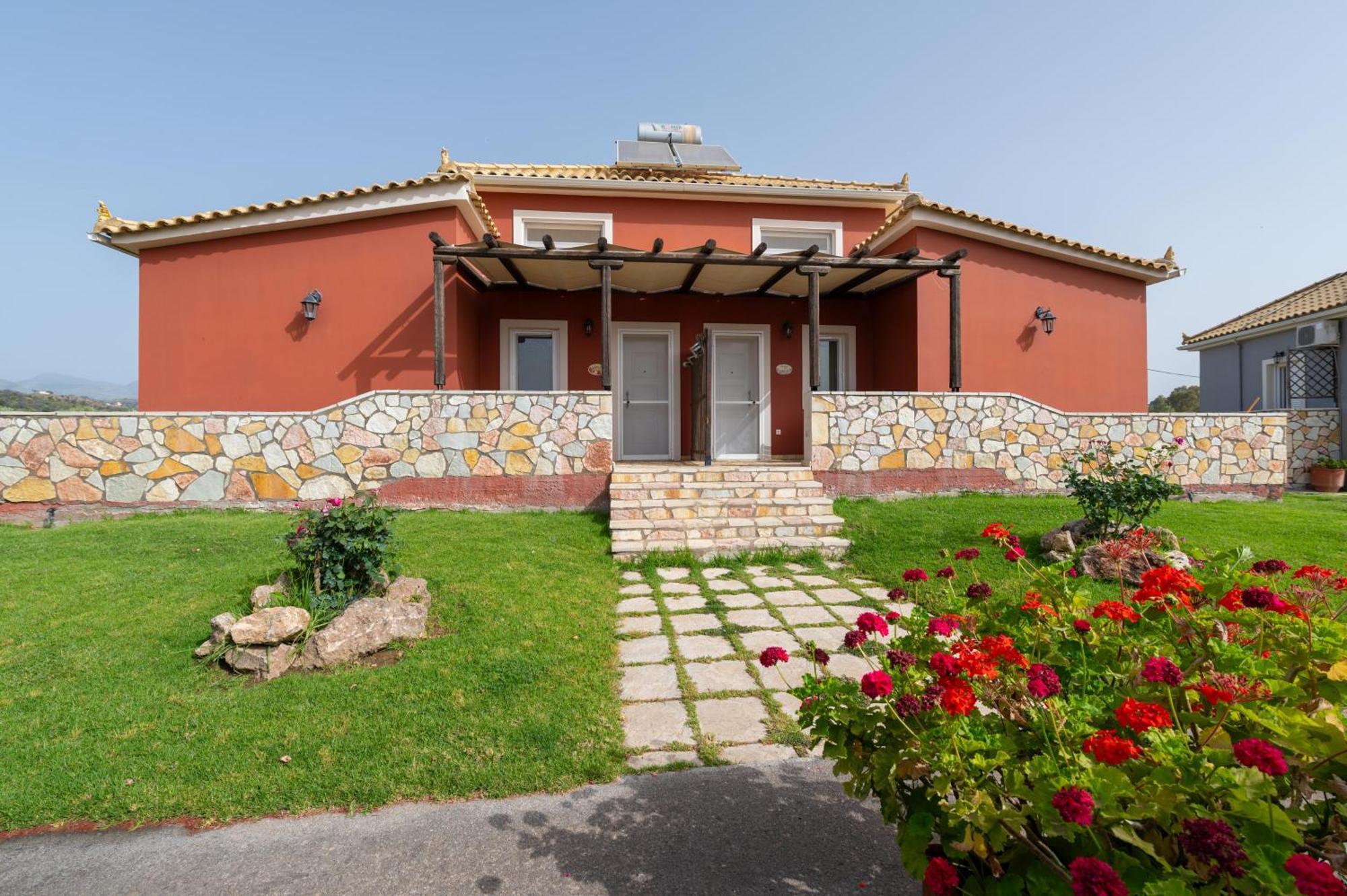 Spedion Villa - Near To Sea Villas With Heated Swimming Pool Gythio Exterior photo